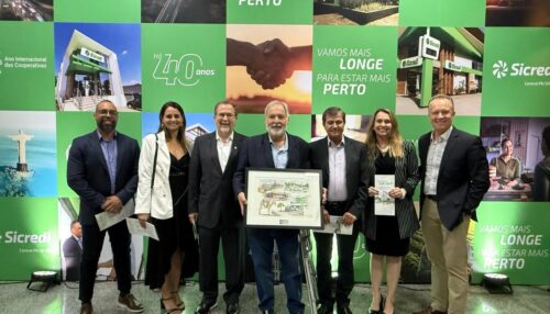 Central Sicredi PR/SP/RJ celebra mais de 40 anos de conquistas