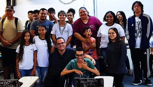 Estudantes da EE Helen Keller conhecem o projeto Adamantina do Bem