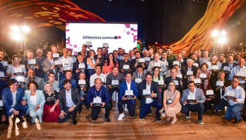 Adamantina conquista Prêmio Excelência Educacional e Fluência Leitora concedido pelo Governo do Estado de São Paulo