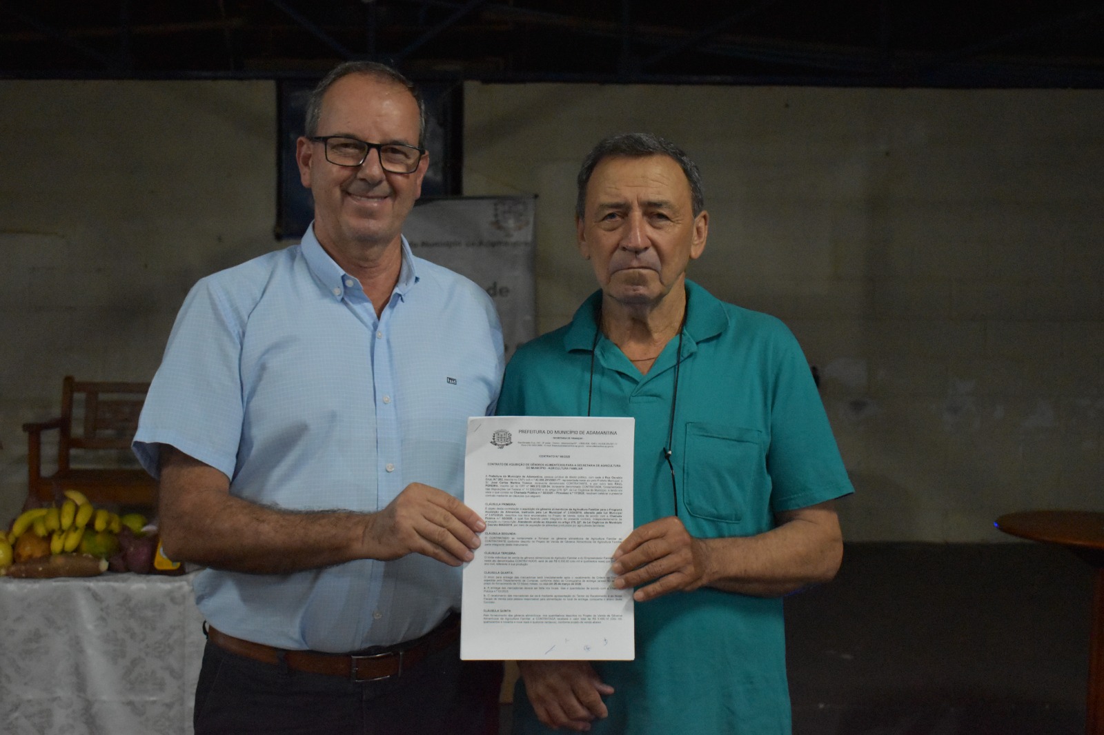 Prefeitura de Adamantina assina contratos com agricultores que participam do PAAM