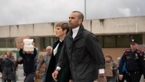 Tribunal espanhol absolve Daniel Alves do crime de estupro