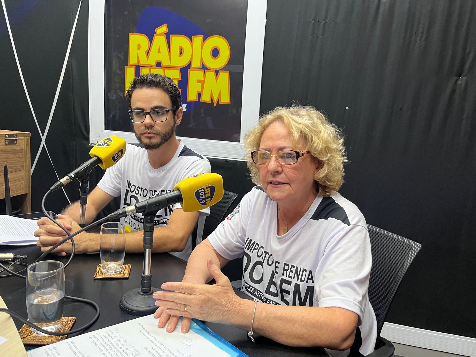 Saiba como ficar em dia com o leão e ainda fazer o bem