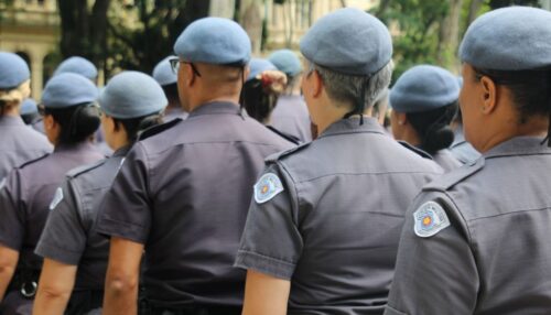 PM de SP publica edital para contratar 2,2 mil policiais da reserva para cargos administrativos