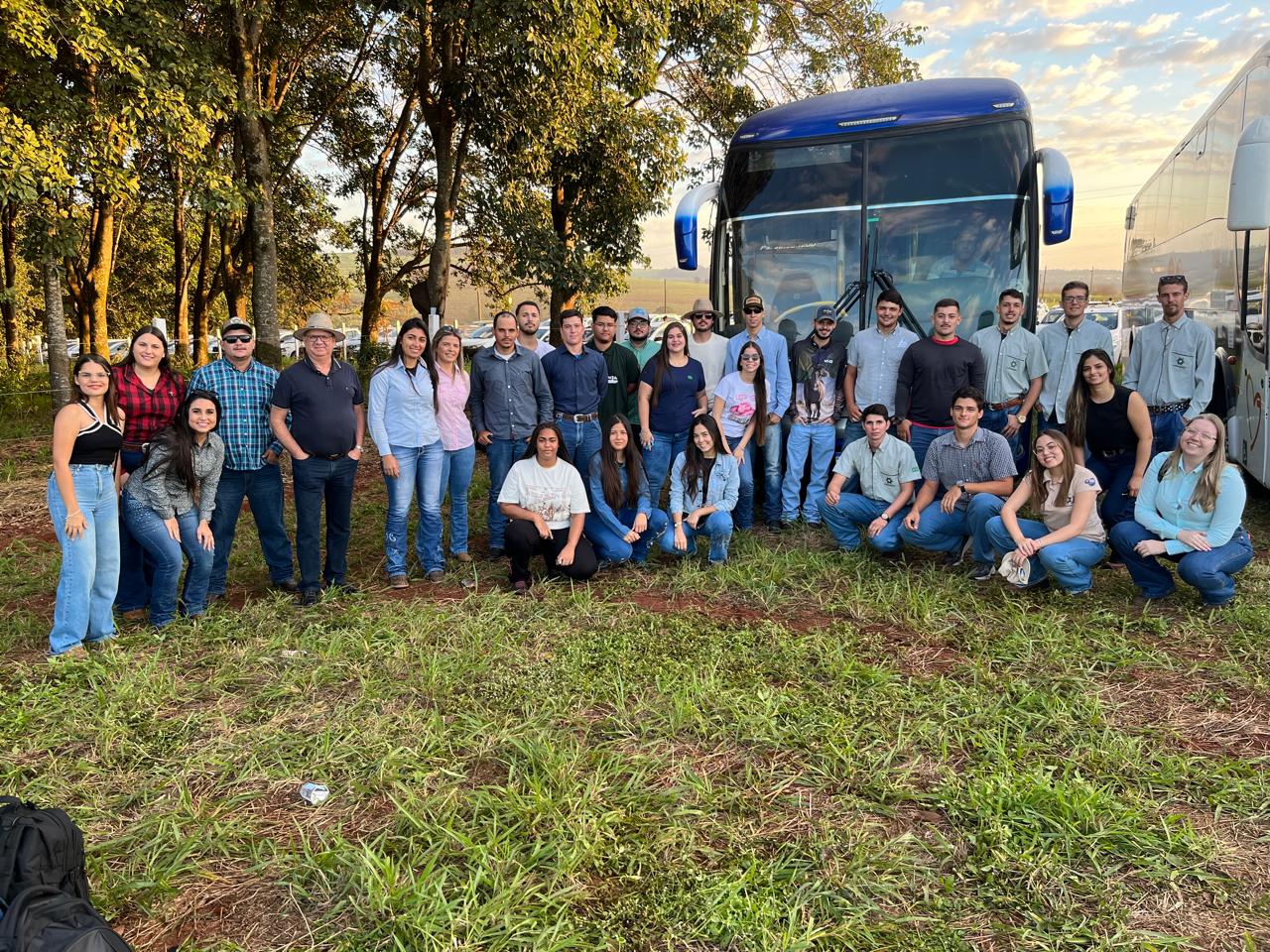 Alunos de Agronomia da FAI conhecem principais tendências e inovações na 30ª Agrishow
