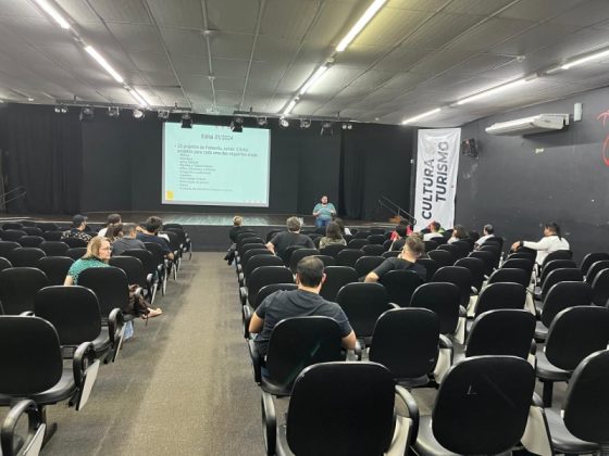 Audiência pública sobre a Política Nacional Aldir Blanc Ciclo 2 reúne 32 artistas locais