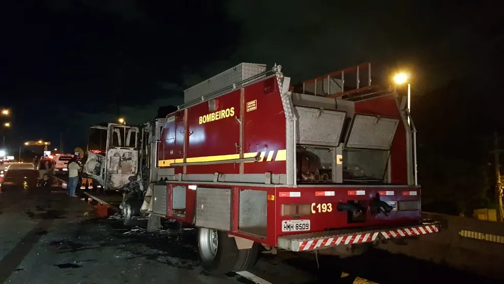 Menino de 12 anos é resgatado de buraco de 10 metros em Pacaembu