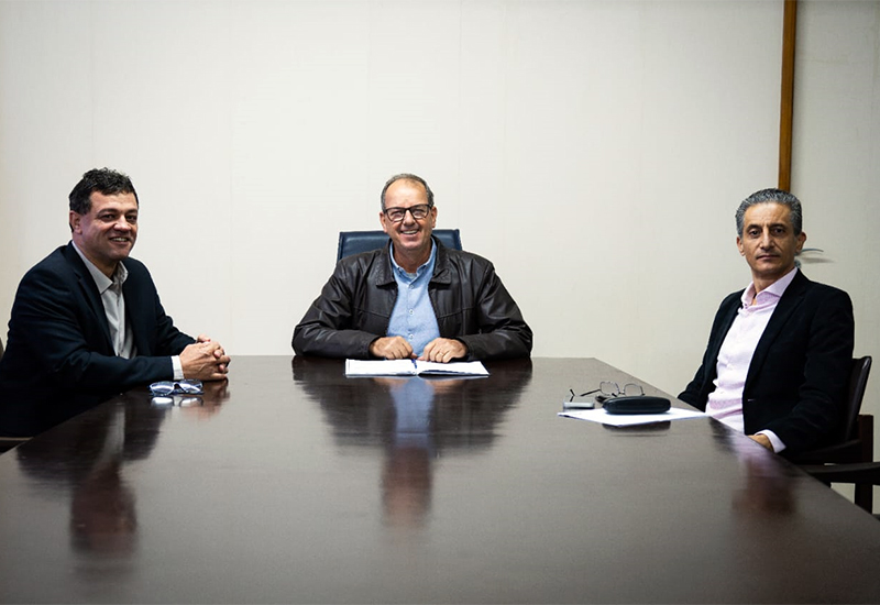 Alexandre Teixeira e Wendel Soares tomam  posse para nova gestão na Reitoria da FAI