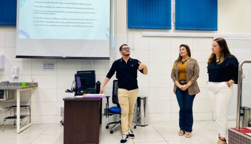 Projeto da FAI leva comunicação inclusiva à saúde pública