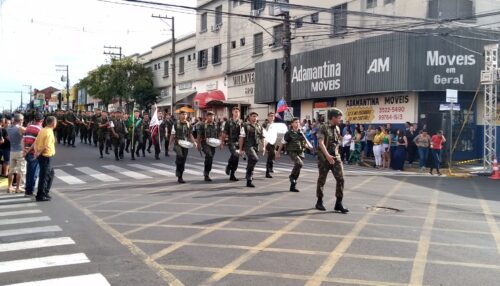 Desfile cívico-militar acontece neste domingo (7) em Adamantina