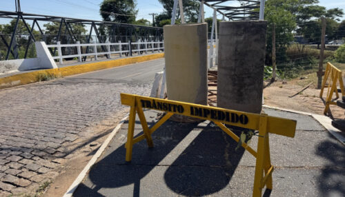 Interdição no pontilhão da rua Joaquim Nabuco no período da tarde continua até quinta-feira (11)