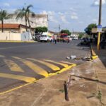 Motorista passa mal e colide com portão de residência em frente à rodoviária de Adamantina