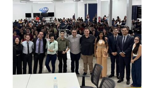 Conhecimento e profissionalismo com toque de humor marcam audiência simulada do curso de Direito da FAI