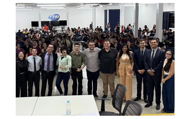 Conhecimento e profissionalismo com toque de humor marcam audiência simulada do curso de Direito da FAI