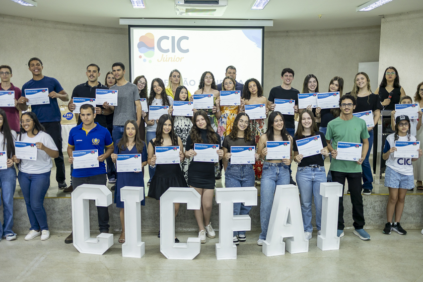 FAI celebra a excelência na pesquisa e premia mais de 50 trabalhos em “noite de gala” da ciência