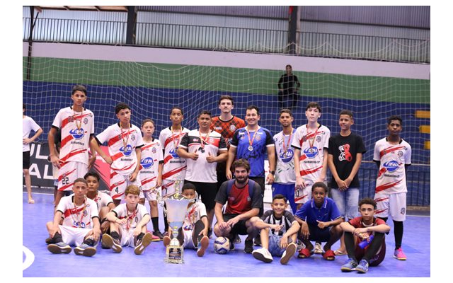 Adamantina/Selar Sub-14 é vice-campeã da Série Ouro da Copa Amnap de Futsal