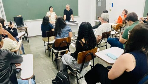 Professora de Taiwan visita o curso de História da FAI