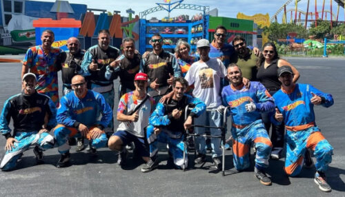 Família de Lurrique Ferrari vive dia de emoção e homenagens no Beto Carrero World