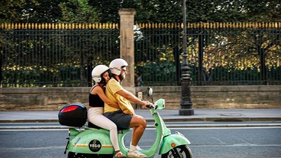 Regras para ciclomotores começam a valer