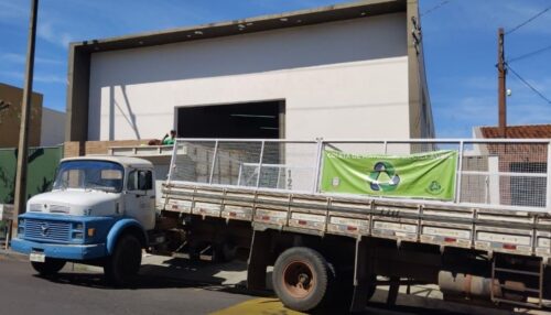 Cooperadam e Prefeitura se unem para limpeza e reciclagem na Santa Casa