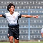 Jovem talento de Tupã assina primeiro contrato profissional com o Corinthians