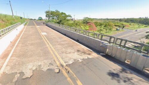 Rapaz morre após cair de pontilhão na SP-294, em Osvaldo Cruz