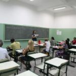Campanha incentiva retomada dos estudos pela EJA em Adamantina