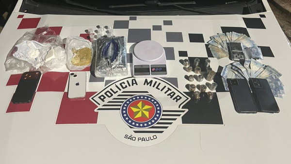 Polícia Militar aborda casal e prende homem por tráfico de drogas em Lucélia