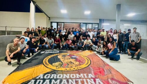 Calouros de Agronomia da FAI são recepcionados com ação conjunta da Pró-Reitoria de Extensão, coordenação e atlética