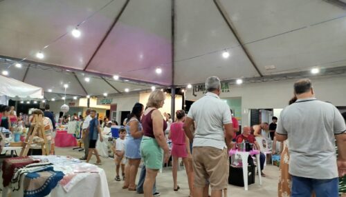 Feira da Mulher Empreendedora no Parque dos Pioneiros movimenta o domingo do adamantinense