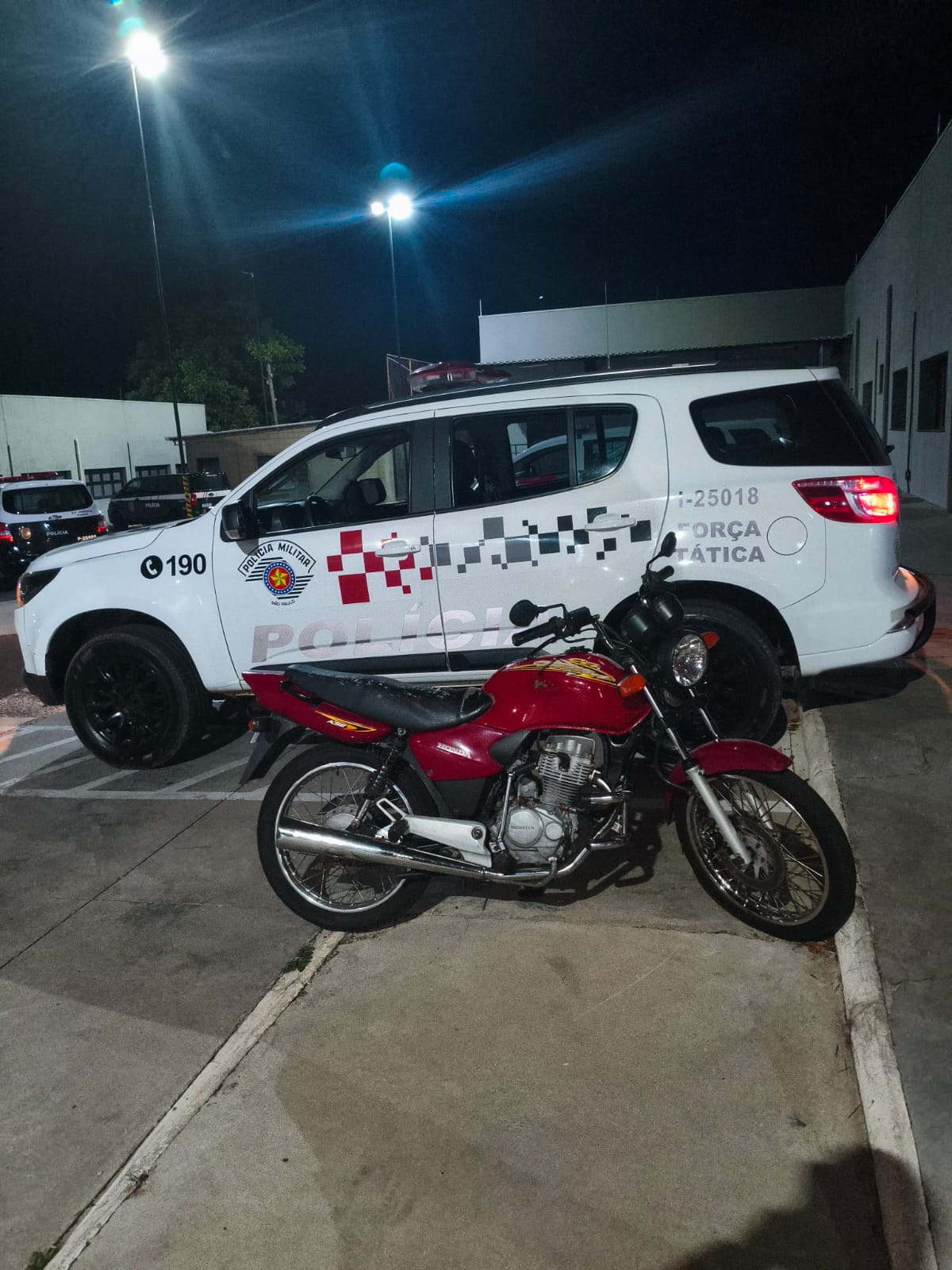 Força Tática localiza motocicleta furtada e identifica autores em Junqueirópolis