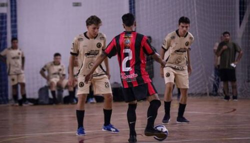 Segunda rodada do Campeonato de Férias de Futsal movimenta o Ginásio de Esportes