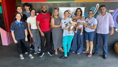 Casa SP Afro Brasil e GAMI promovem ação sobre aleitamento materno, autonomia feminina e combate ao racismo em Adamantina