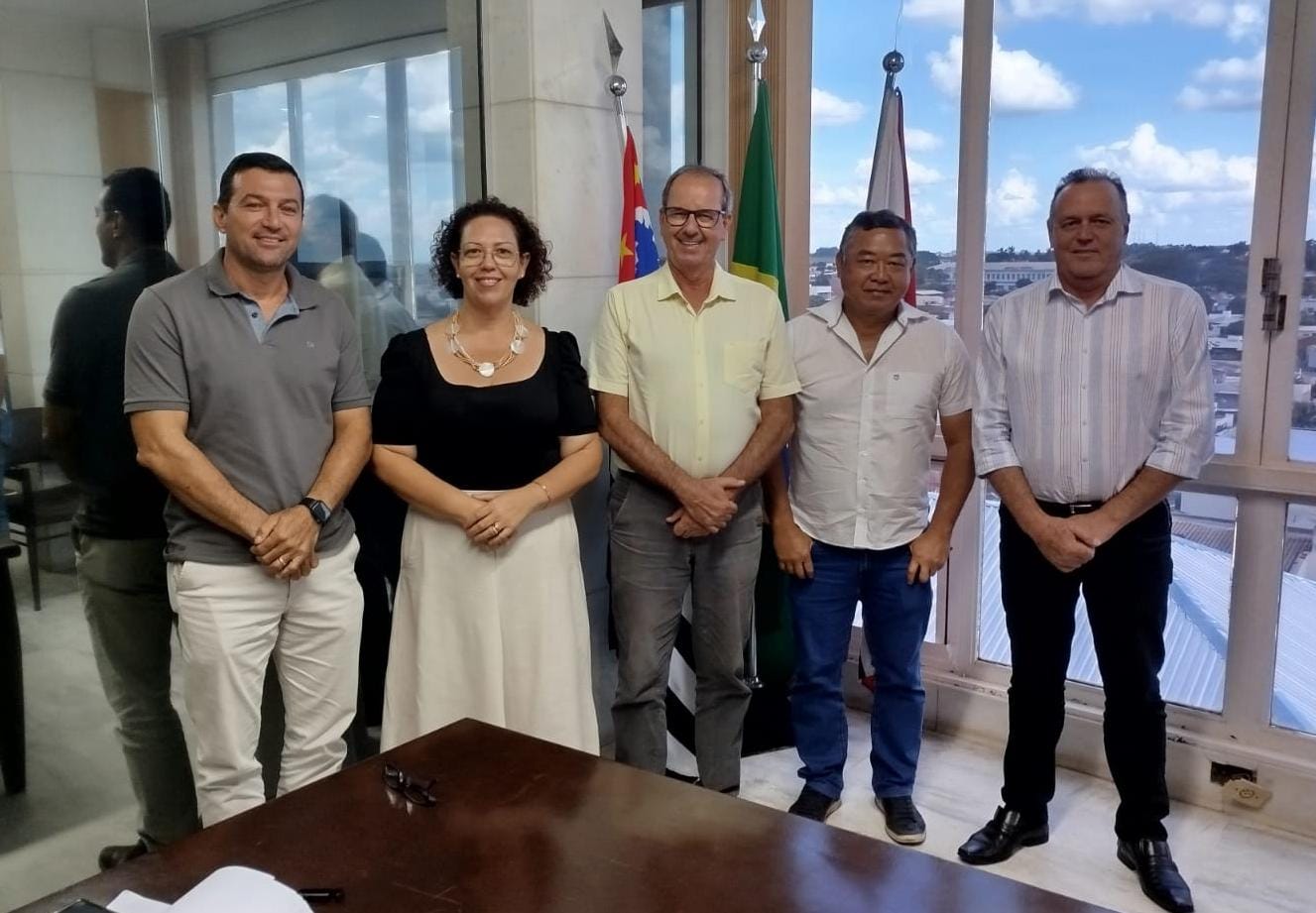 AMNAP realiza reunião em Adamantina