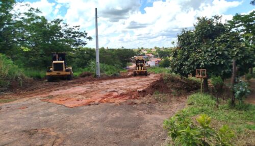 Começam os trabalhos para pavimentação no Jardim Brasil em Adamantina