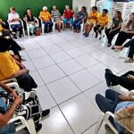 CRAS de Adamantina promove capoterapia para idosos e reforça papel essencial na proteção social