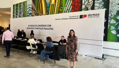 Prefeitura de Adamantina participa de assinatura de autorizo para convênios com municípios turísticos paulistas