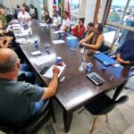 Prefeito Tiveron e vice-prefeita Lúcia Haga reúnem secretariado para alinhar ações da administração municipal