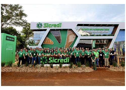Sicredi destaca expansão do apoio ao agronegócio brasileiro na abertura da Agrishow 2026