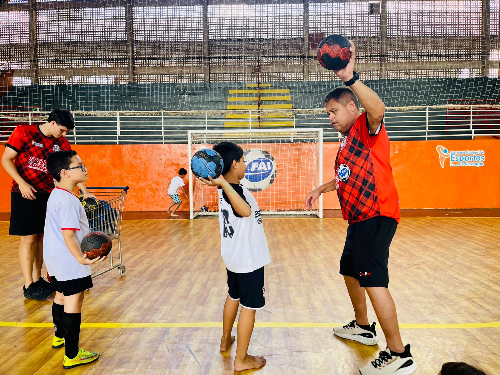 Alunos de Educação Física da FAI participam do Projeto Conexão Ativa