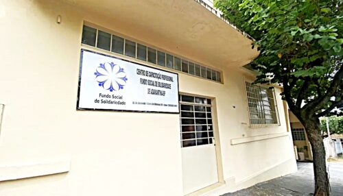 Prefeitura de Adamantina abre inscrições para cursos de costura no Fundo Social