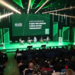 Bem-estar financeiro ganha protagonismo em Fórum do Sicredi em São Paulo
