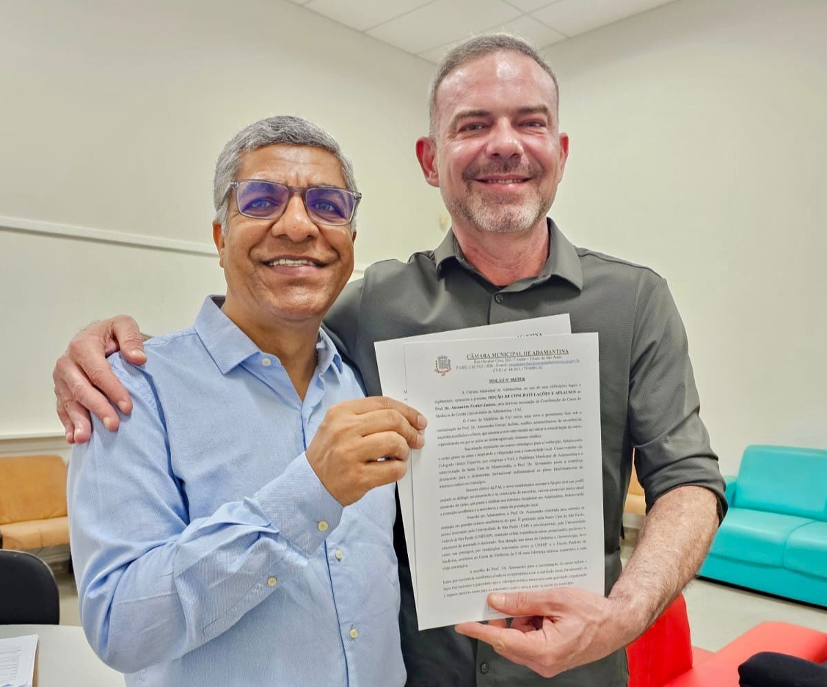 Coordenador do curso de Medicina da FAI recebe Moção de Congratulações da Câmara Municipal de Adamantina