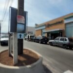 Prefeitura de Adamantina orienta sobre retirada de placas irregulares afixadas em postes
