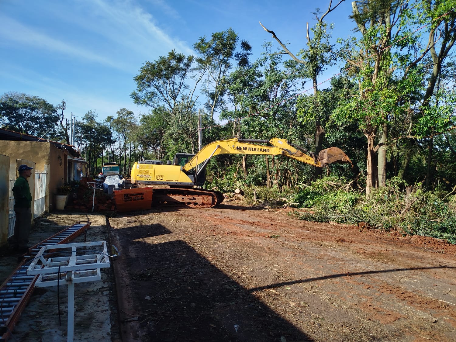 Prefeitura de Adamantina inicia ação preventiva na Estância Dorigo após riscos provocados por temporal
