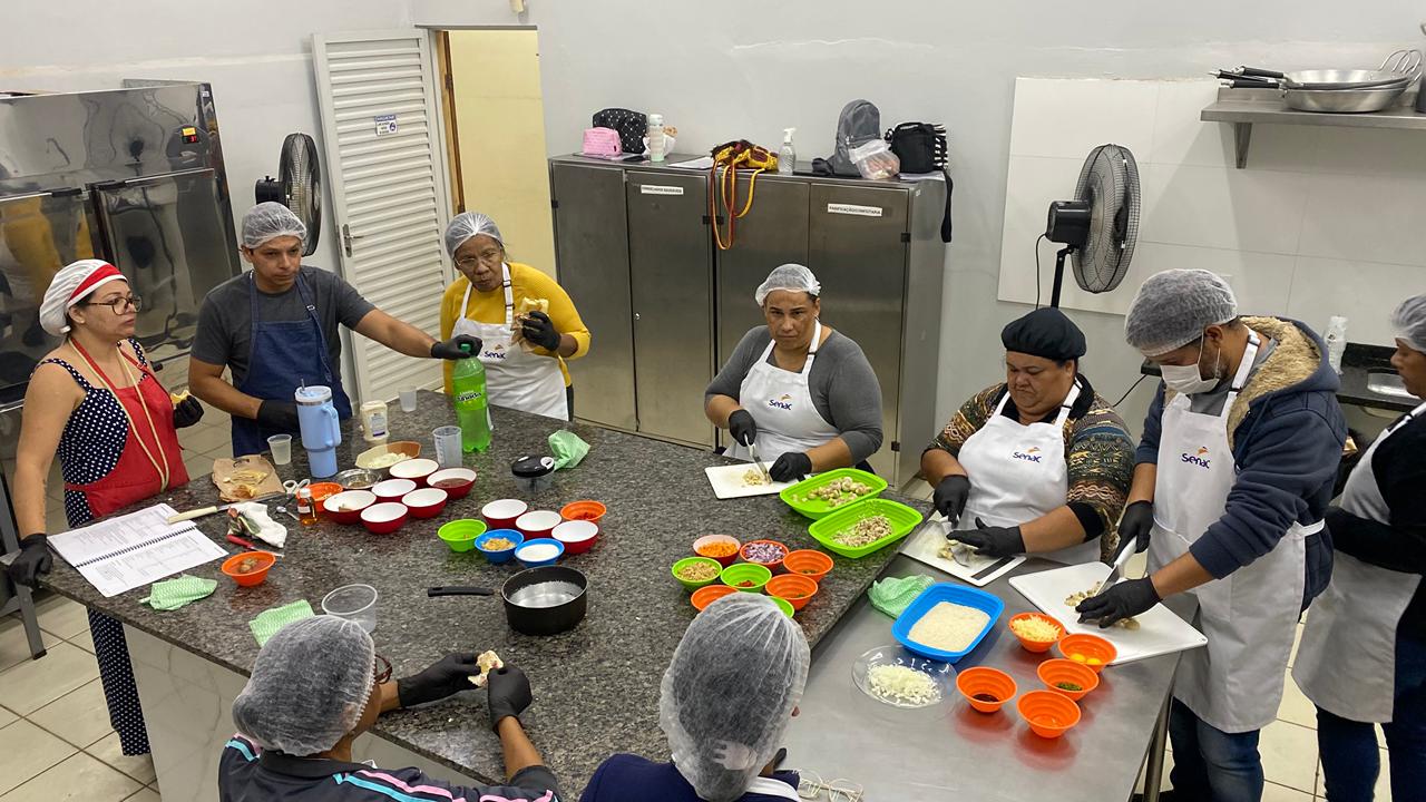 Casa Afro e Sebrae concluem capacitação gastronômica com foco em geração de renda e inclusão social