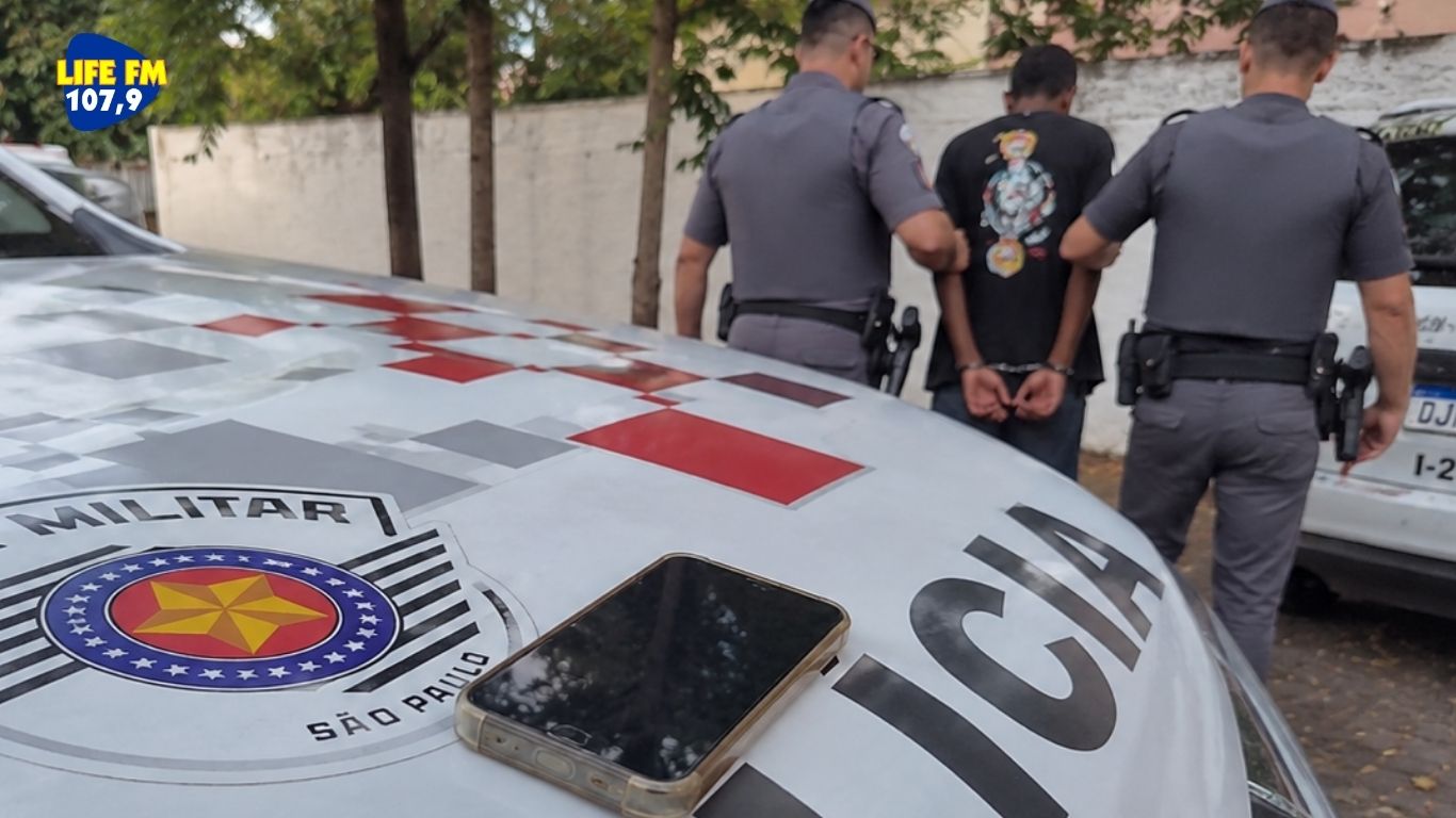 POLÍCIA MILITAR PRENDE AUTOR DE FURTO E RECUPERA CELULAR EM ADAMANTINA