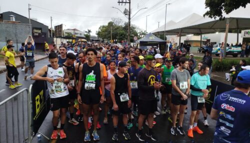 Corrida em Adamantina atrai grande público nas comemorações dos 77 anos do município