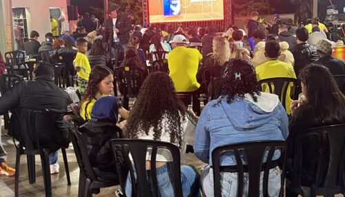 Telão no Parque dos Pioneiros reúne torcida para estreia da Seleção Brasileira na Copa do Mundo 2026
