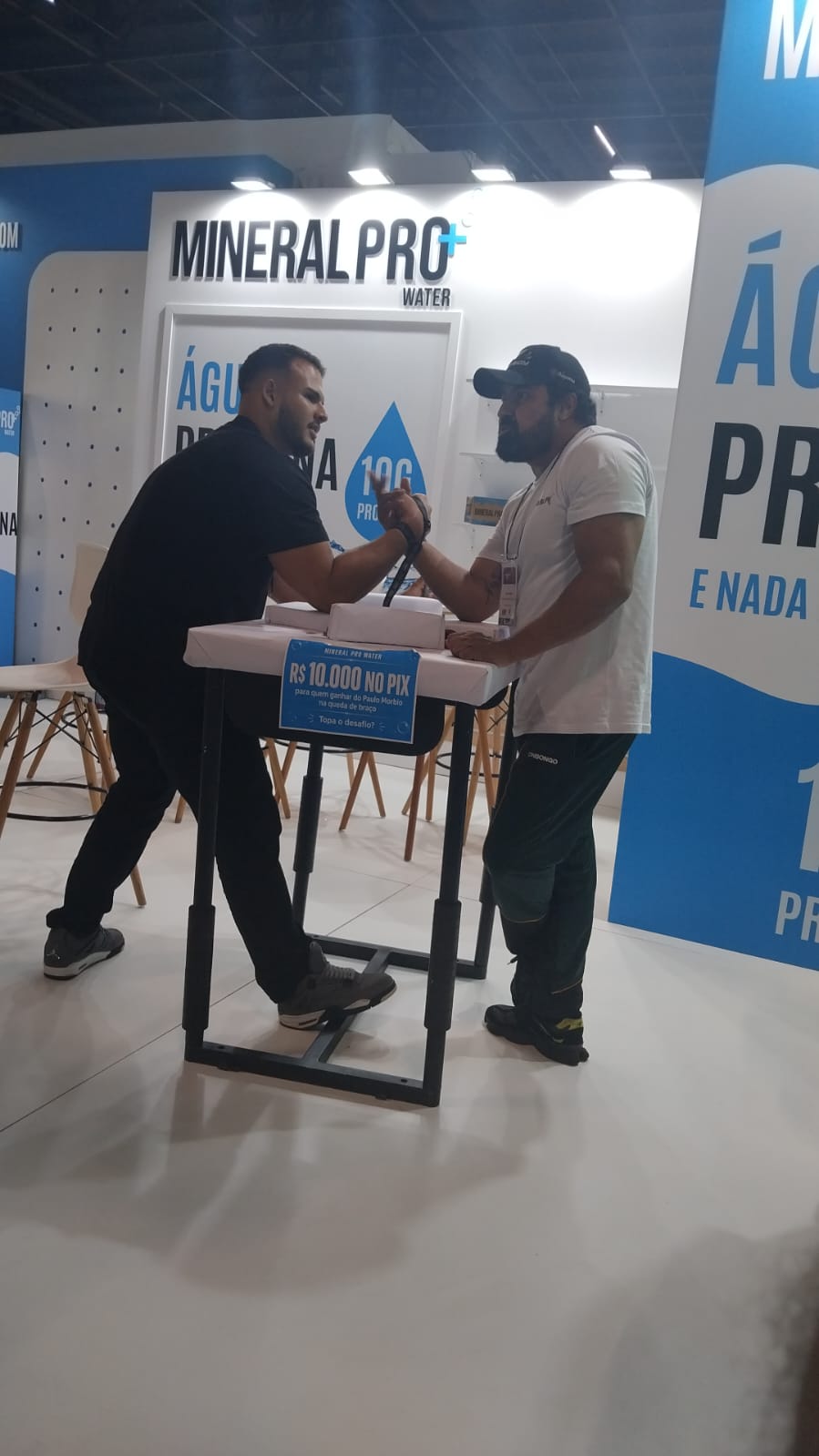 Alunos de Nutrição da FAI participam da maior feira de alimentação saudável da América Latina