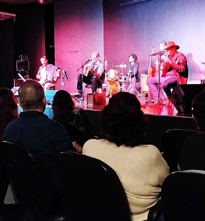 Noite de boa música e alegria marca comemorações dos 77 anos de Adamantina